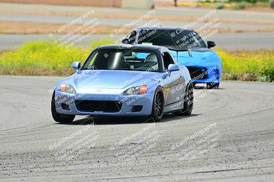 media/May-04-2024-Team Topak Racing (Sat) [[1dff1aa745]]/Inter Low 2/Session 3/